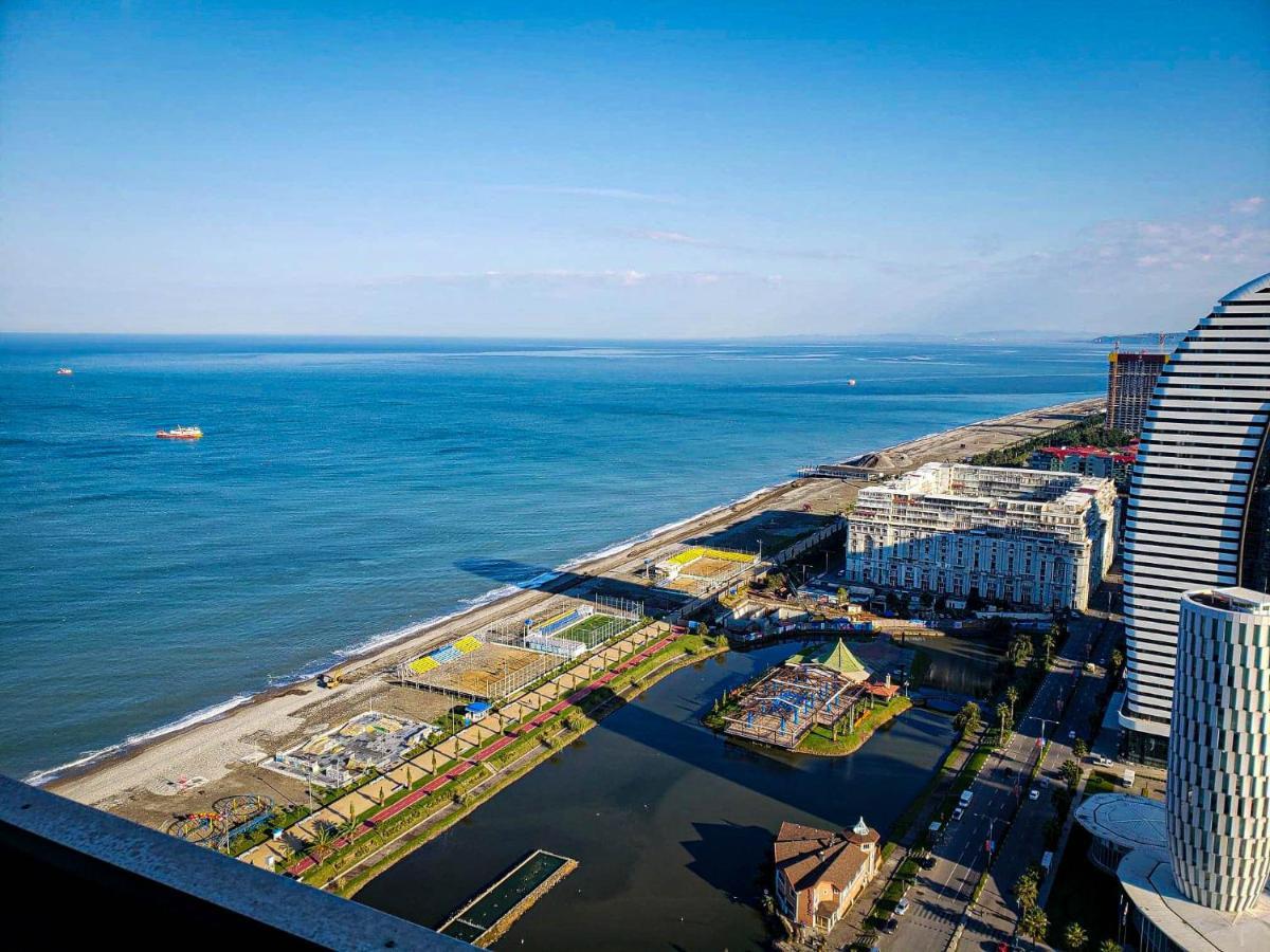 Orbi Batumi City Beach View Hotel מראה חיצוני תמונה