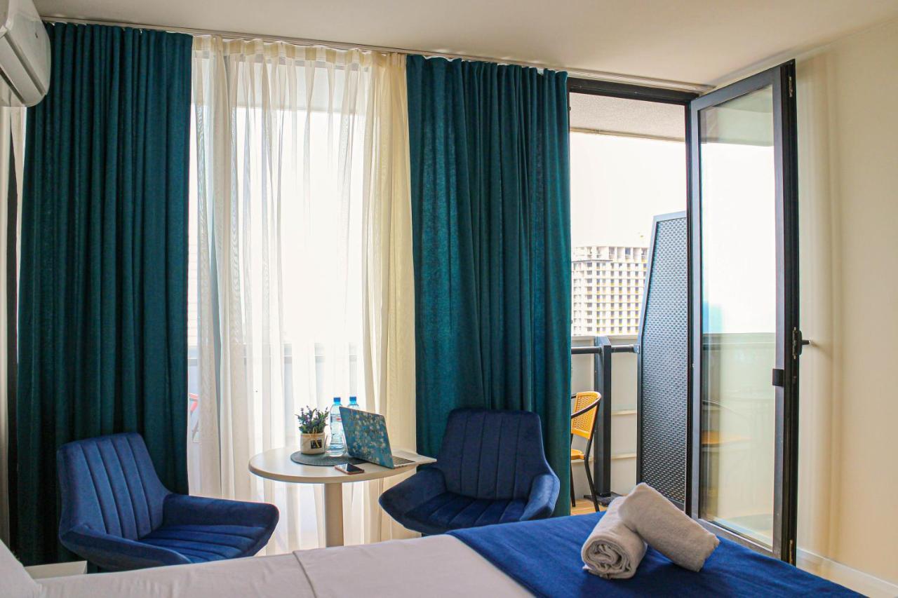 Orbi Batumi City Beach View Hotel מראה חיצוני תמונה