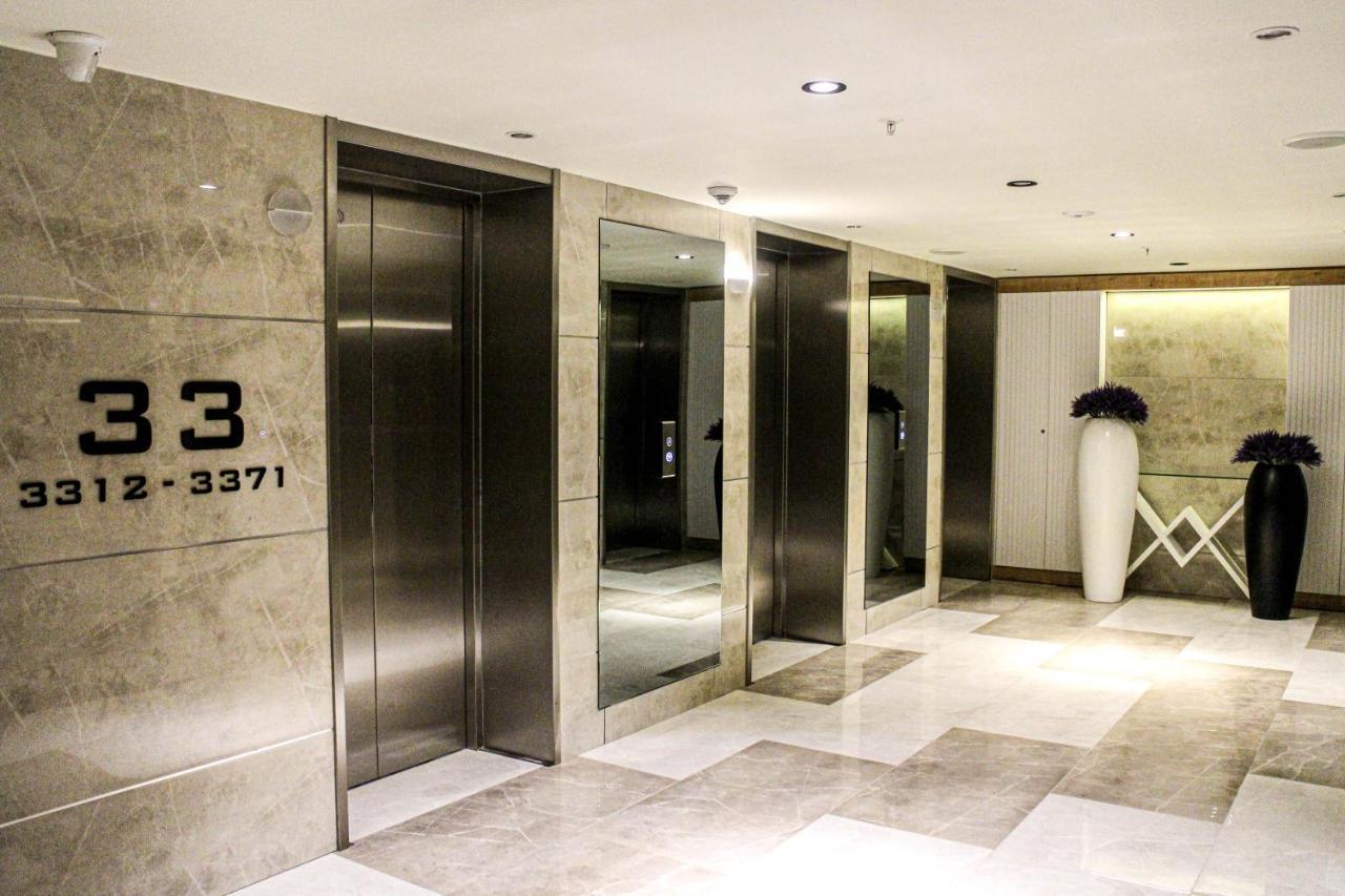 Orbi Batumi City Beach View Hotel מראה חיצוני תמונה