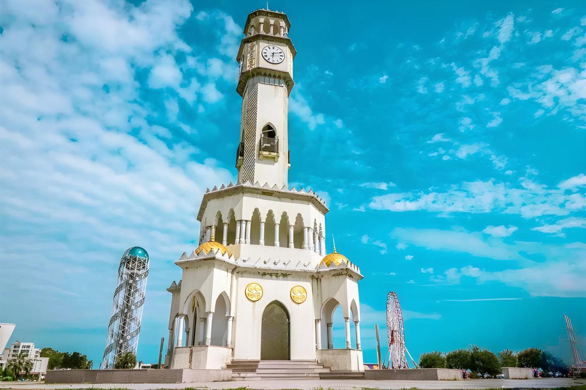 Orbi Batumi City Beach View Hotel מראה חיצוני תמונה