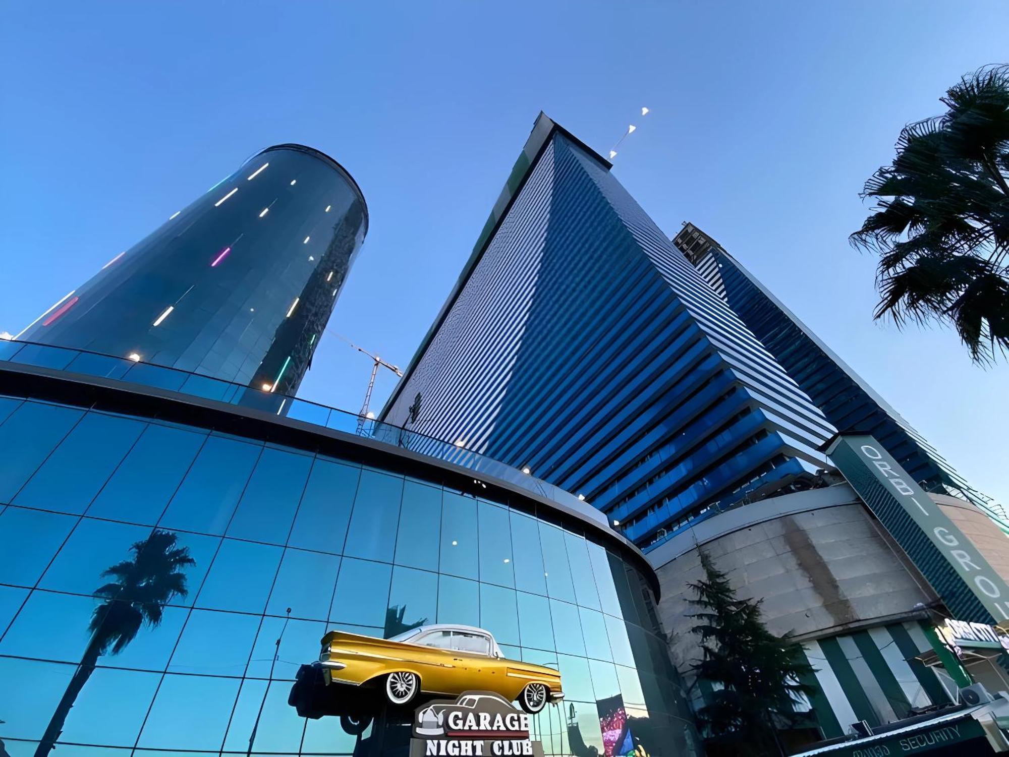 Orbi Batumi City Beach View Hotel מראה חיצוני תמונה