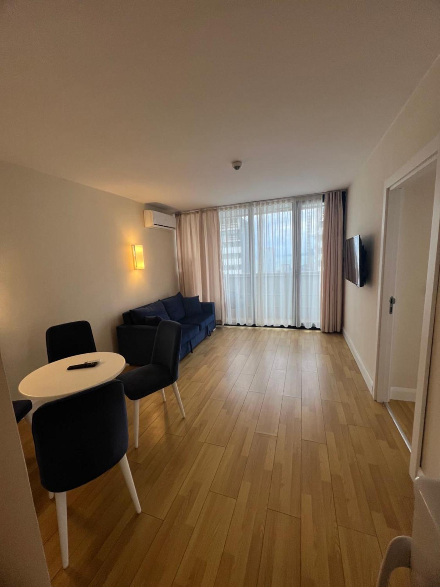 Orbi Batumi City Beach View Hotel מראה חיצוני תמונה